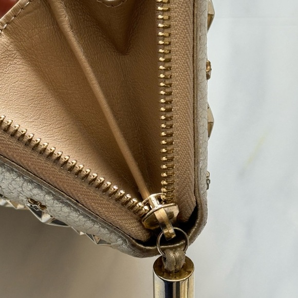 Jimmy Choo Metallic Star Studded Zippy Wallet - Picture 10 of 11
